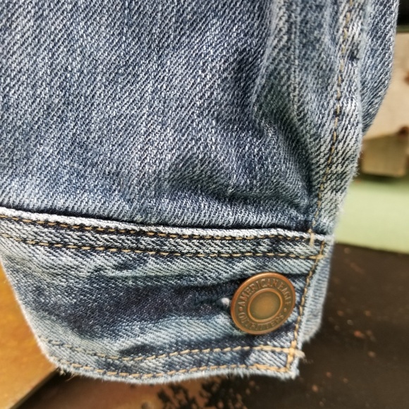 American Eagle denim jean jacket - Picture 4 of 7